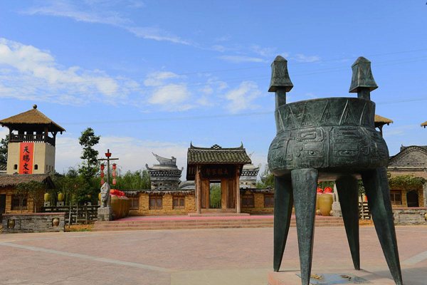 邛崍?jiān)趺醋x拼音是什么,邛崍?jiān)谀睦?邛崍有什么好玩的